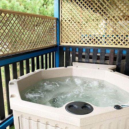 Rathlin Apartment - 2 Bedroom With Hot Tub Ballycastle Exterior foto